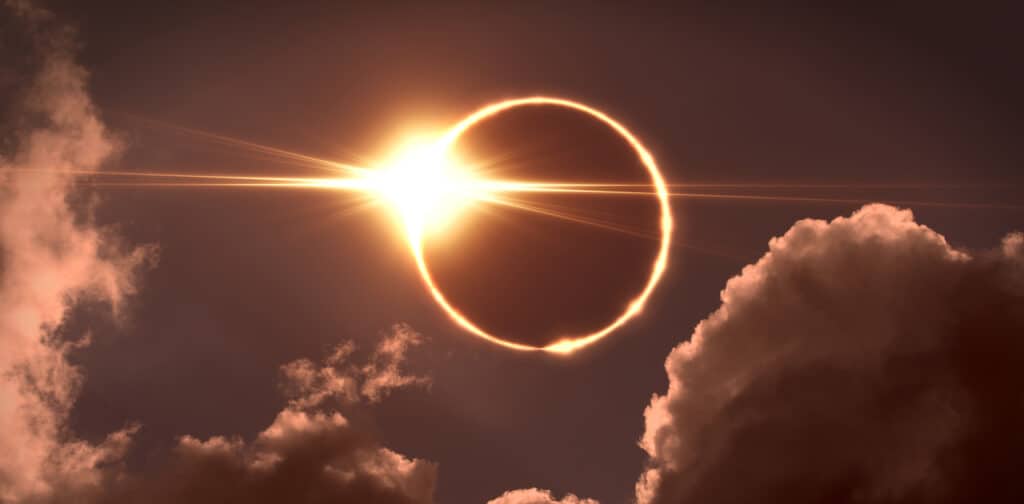 Total eclipse of the Sun. The moon covers the sun in a solar eclipse.